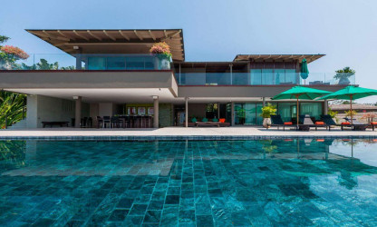 18 bedroom villa for $7.5 million in Layan